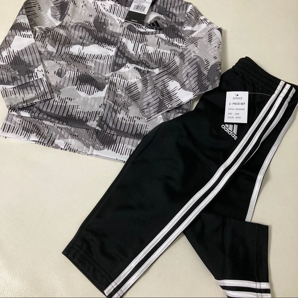 Adidas grey long sleeve top pants active outfit 4022
